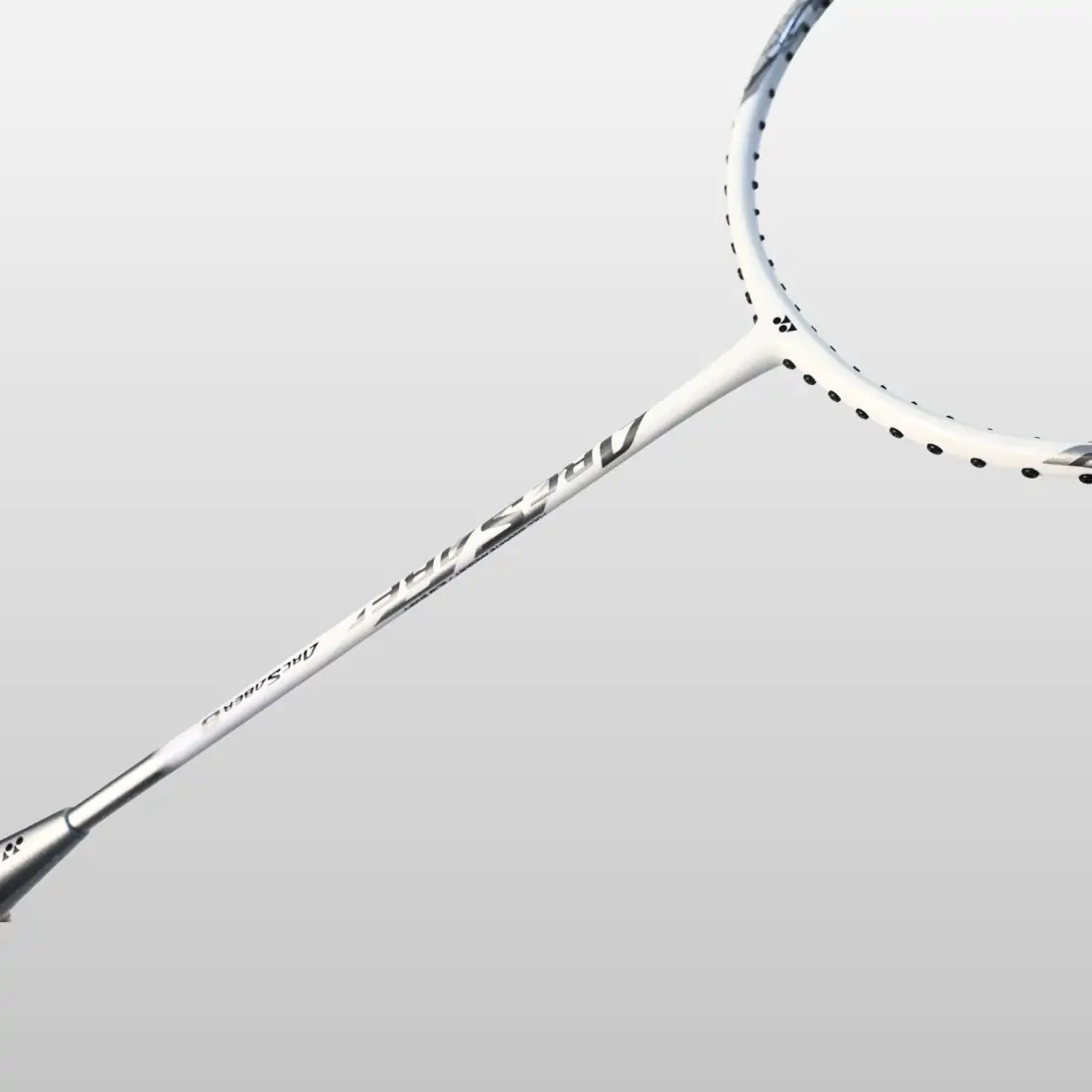 Yonex ARCSABER 8 羽毛球拍