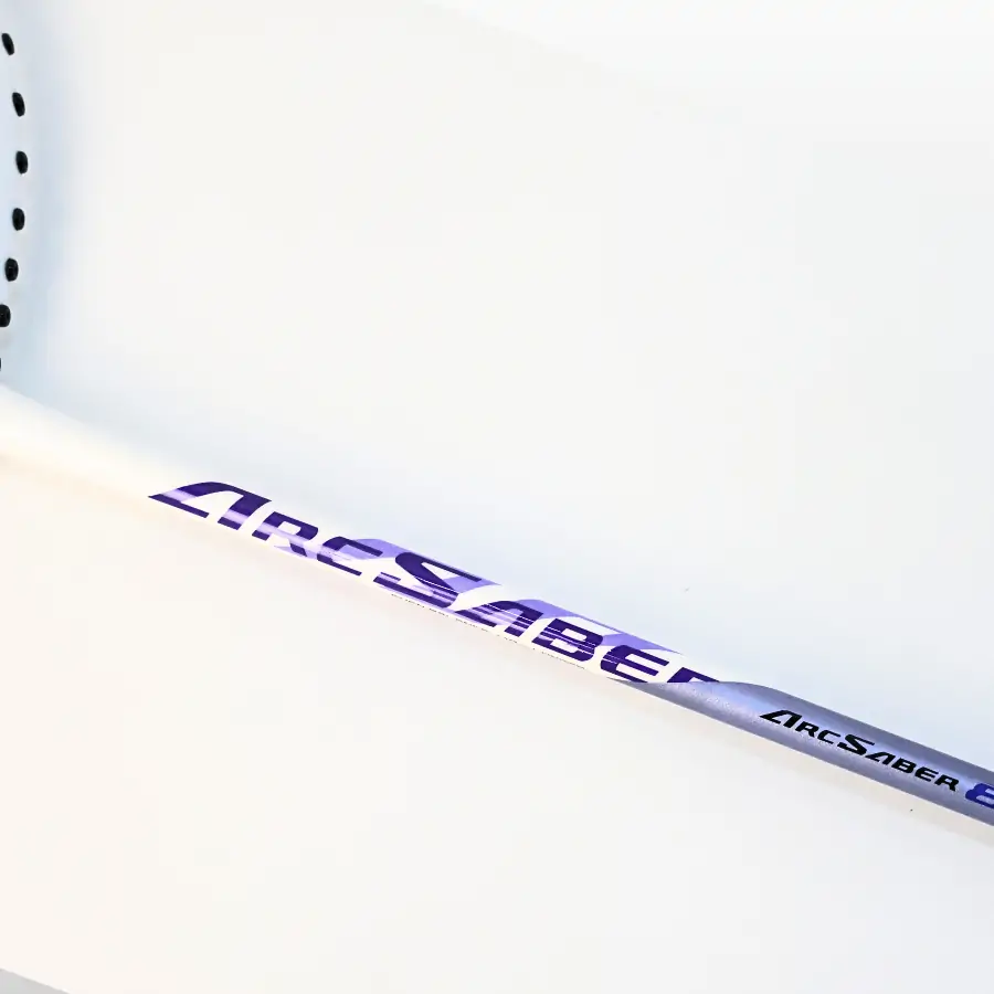 Yonex ARCSABER 8 羽毛球拍